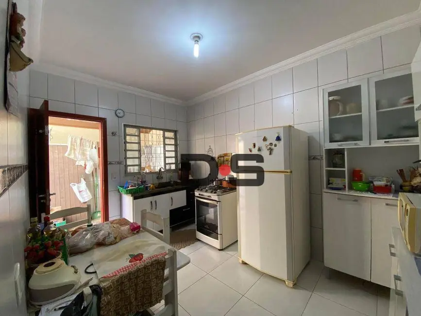 Foto 9 de Casa com 2 quartos à venda, 200m2 em Cerquilho - SP