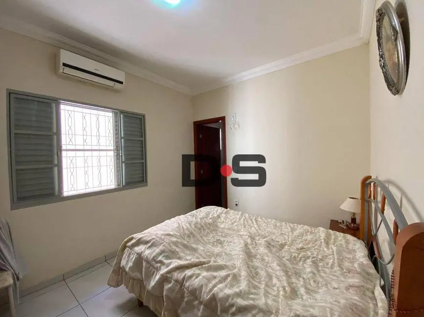 Foto 5 de Casa com 2 quartos à venda, 200m2 em Cerquilho - SP
