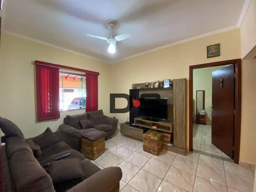 Foto 1 de Casa com 3 quartos à venda, 200m2 em Cerquilho - SP