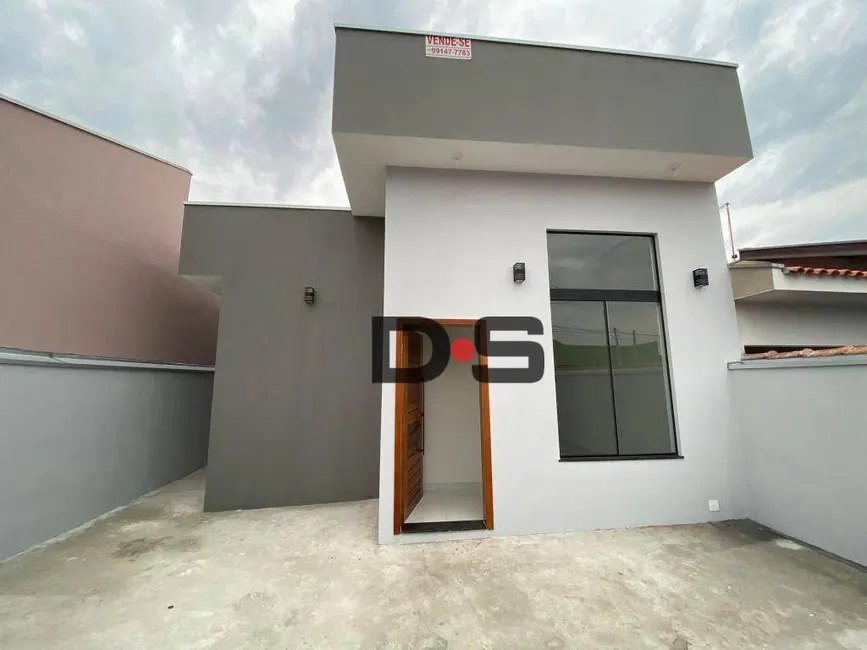 Foto 1 de Casa com 3 quartos à venda, 200m2 em Cerquilho - SP
