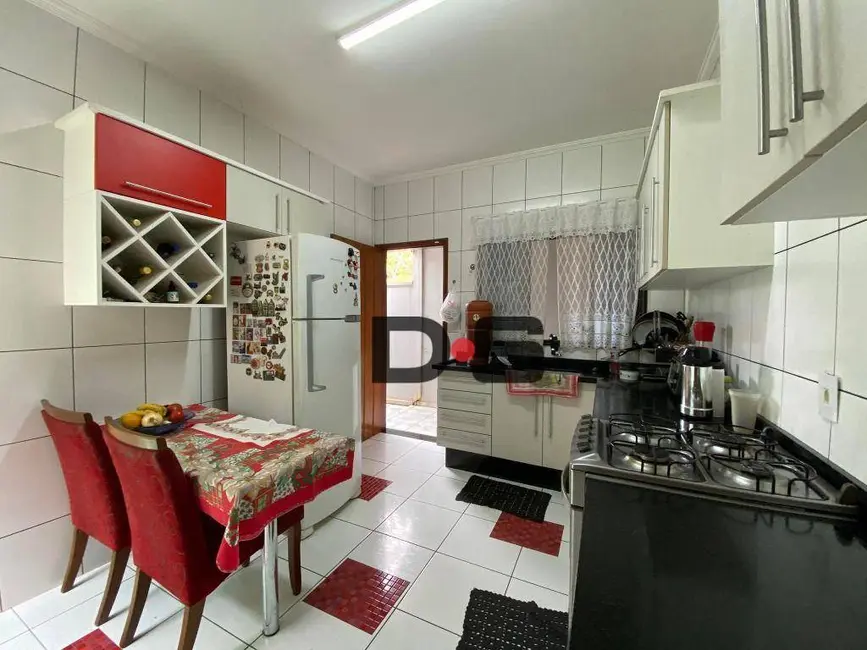 Foto 5 de Casa com 2 quartos à venda, 200m2 em Cerquilho - SP