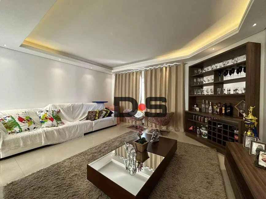 Foto 2 de Casa com 3 quartos à venda, 300m2 em Cerquilho - SP