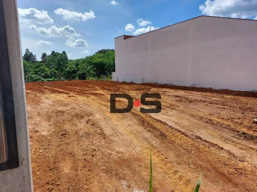 Foto 4 de Terreno / Lote à venda, 300m2 em Cerquilho - SP