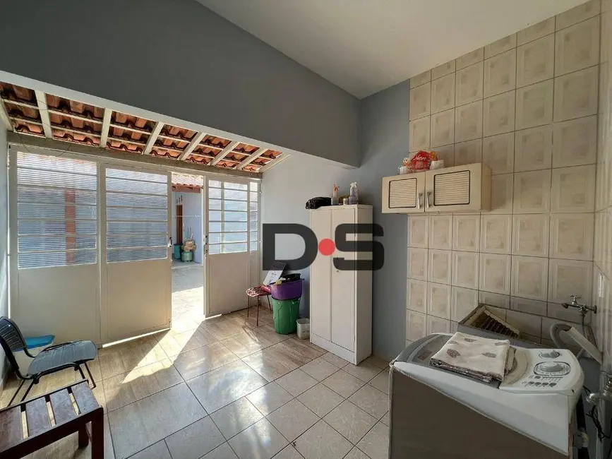 Foto 7 de Casa com 3 quartos à venda, 300m2 em Cerquilho - SP