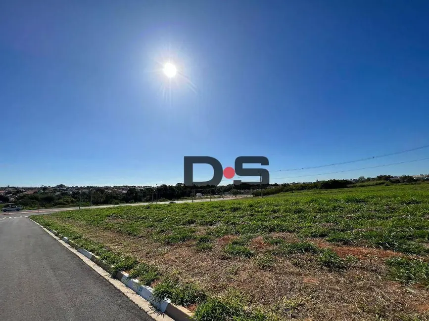 Foto 4 de Terreno / Lote à venda, 250m2 em Cerquilho - SP