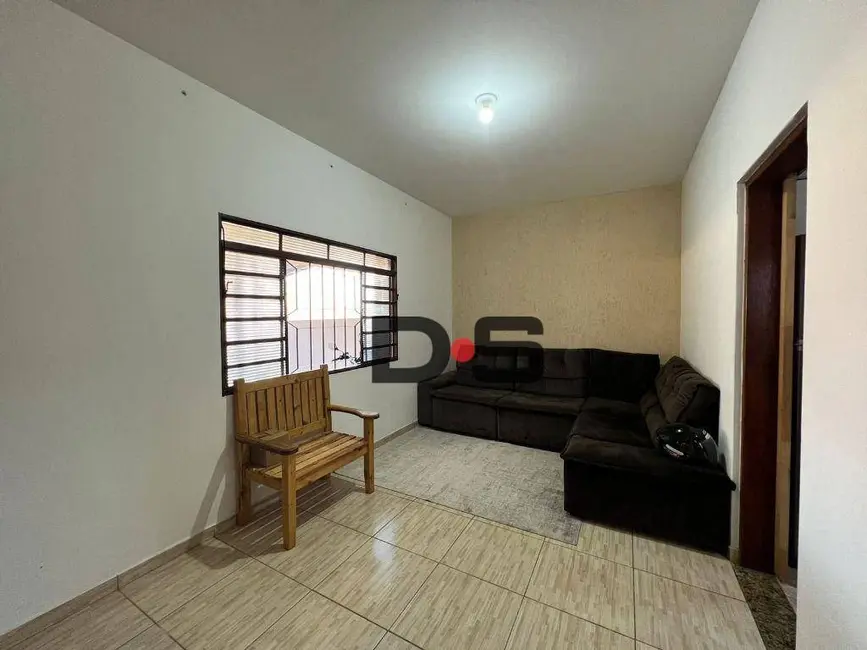Foto 1 de Casa com 2 quartos à venda, 200m2 em Cerquilho - SP
