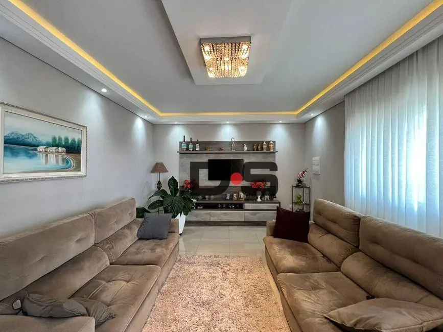 Foto 1 de Casa com 3 quartos à venda, 336m2 em Cerquilho - SP