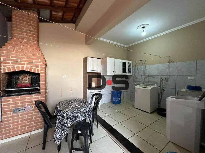 Foto 9 de Casa com 4 quartos à venda, 200m2 em Cerquilho - SP
