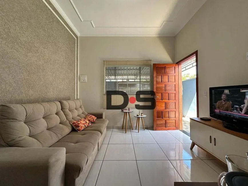 Foto 3 de Casa com 2 quartos à venda, 120m2 em Cerquilho - SP