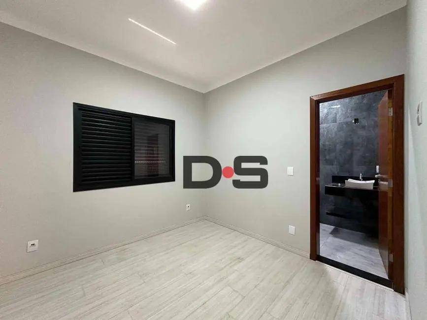 Foto 6 de Casa com 2 quartos à venda, 200m2 em Cerquilho - SP