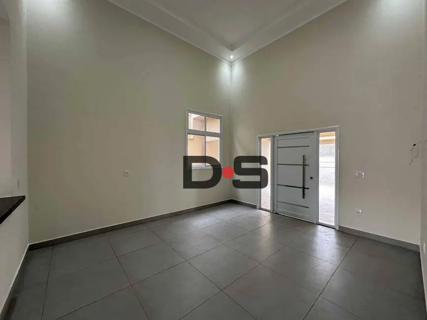 Foto 2 de Casa com 3 quartos à venda, 250m2 em Cerquilho - SP