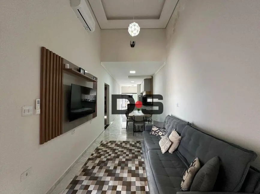 Foto 2 de Casa com 2 quartos à venda, 200m2 em Cerquilho - SP