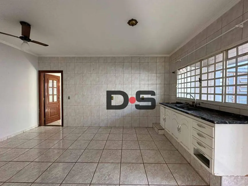 Foto 4 de Casa com 3 quartos à venda, 252m2 em Cerquilho - SP