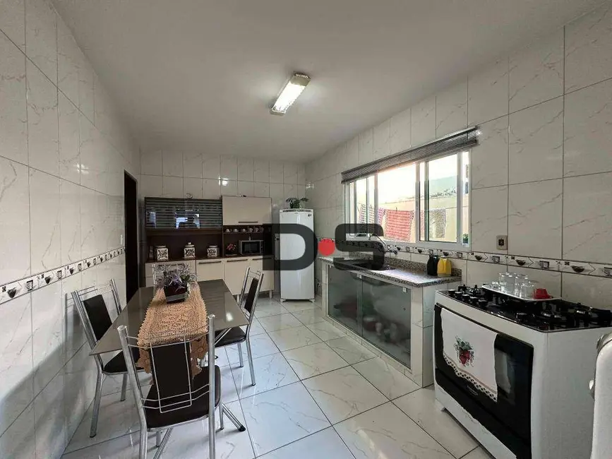Foto 7 de Casa com 3 quartos à venda, 300m2 em Cerquilho - SP