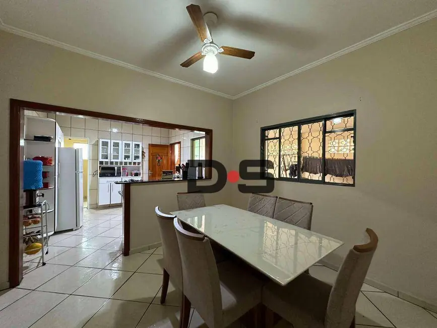 Foto 4 de Casa com 3 quartos à venda, 425m2 em Cerquilho - SP