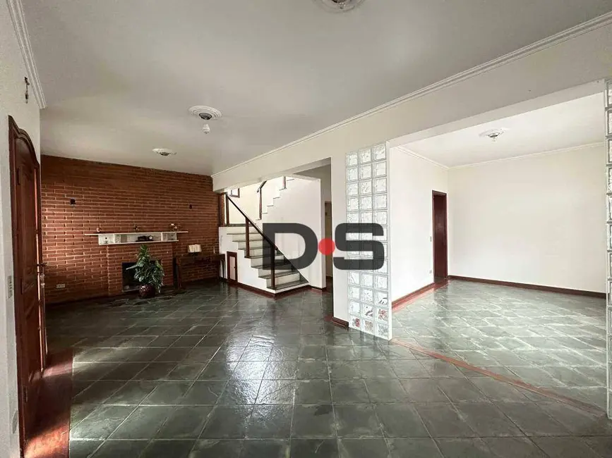 Foto 1 de Sobrado com 3 quartos à venda, 306m2 em Cerquilho - SP