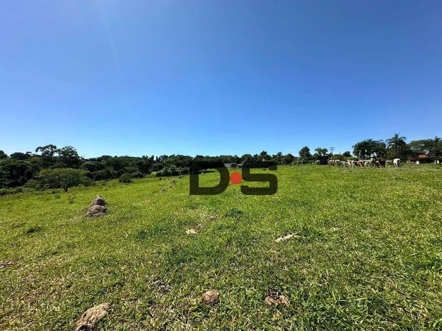 Foto 4 de Sala Comercial à venda, 60000m2 em Tiete - SP