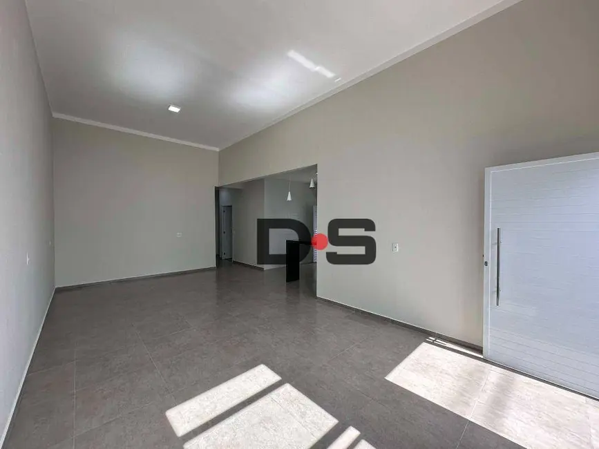 Foto 1 de Casa com 3 quartos à venda, 250m2 em Cerquilho - SP