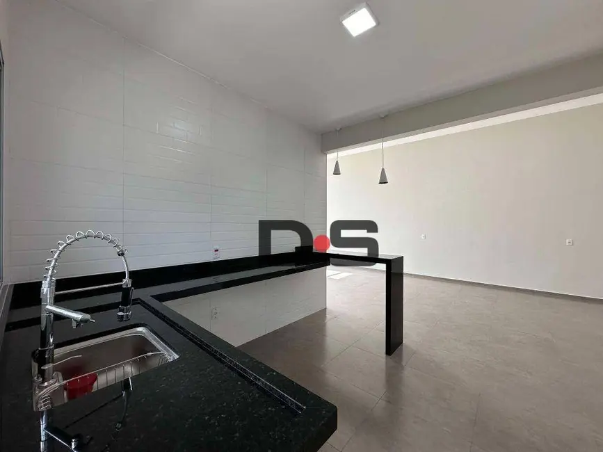 Foto 4 de Casa com 3 quartos à venda, 250m2 em Cerquilho - SP