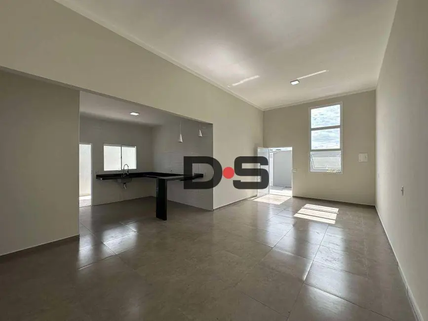 Foto 2 de Casa com 3 quartos à venda, 250m2 em Cerquilho - SP