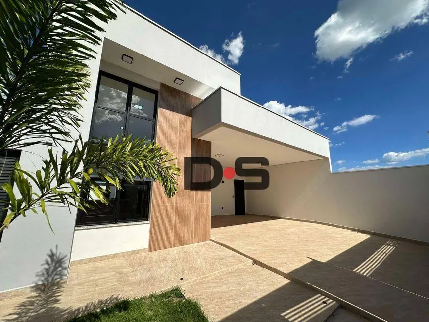 Foto 1 de Casa com 3 quartos à venda, 275m2 em Cerquilho - SP
