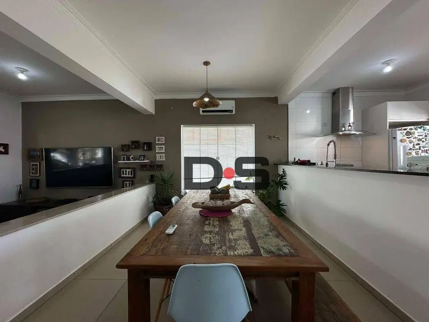 Foto 4 de Sobrado com 4 quartos à venda, 400m2 em Cerquilho - SP