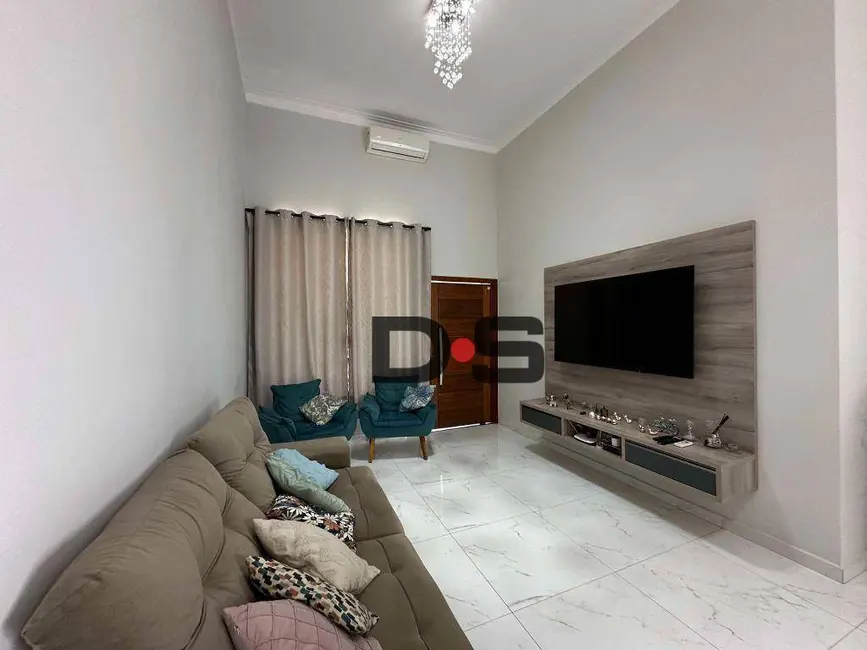 Foto 3 de Casa de Condomínio com 4 quartos à venda, 300m2 em Centro, Cerquilho - SP