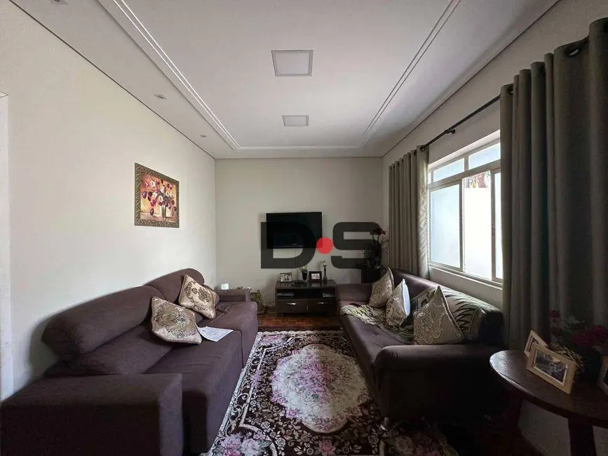 Foto 3 de Casa com 3 quartos à venda, 300m2 em Cerquilho - SP