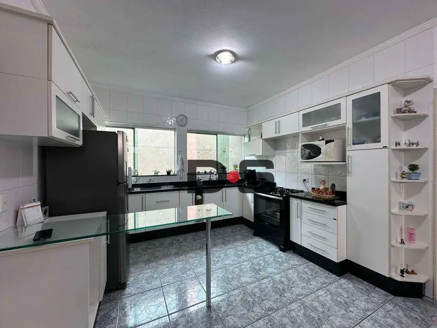 Foto 4 de Sobrado com 3 quartos à venda, 190m2 em Cerquilho - SP