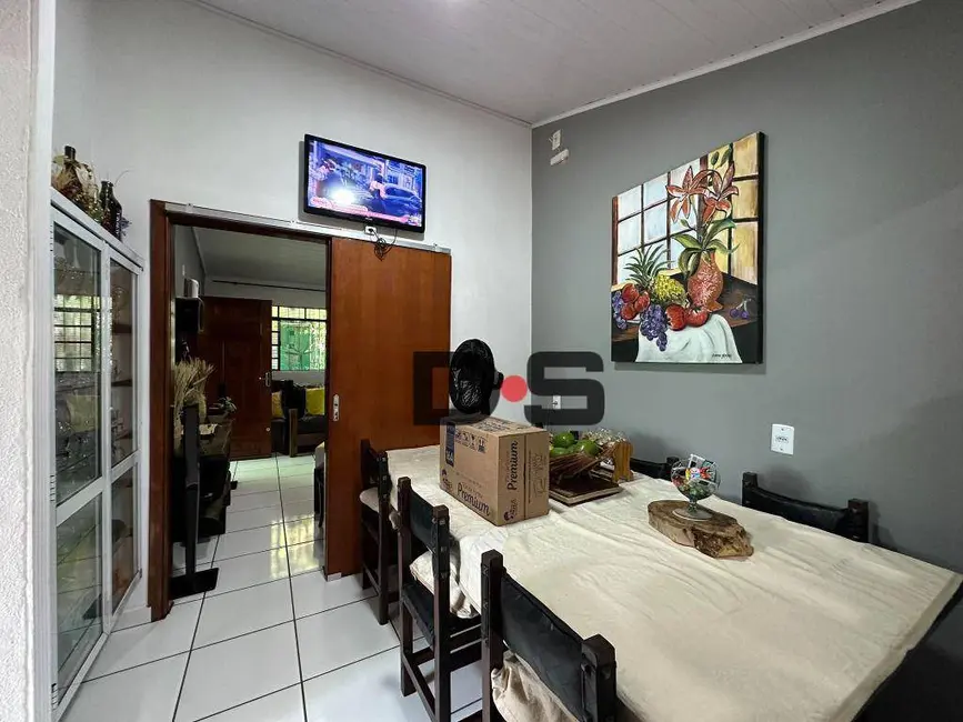 Foto 4 de Casa com 2 quartos à venda, 150m2 em Cerquilho - SP