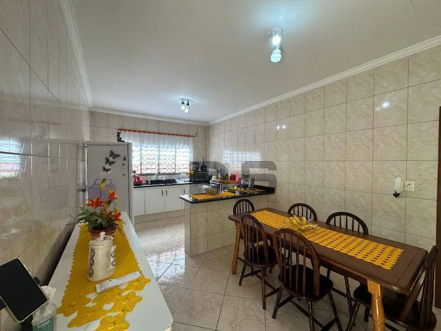 Foto 8 de Casa com 3 quartos à venda, 300m2 em Cerquilho - SP