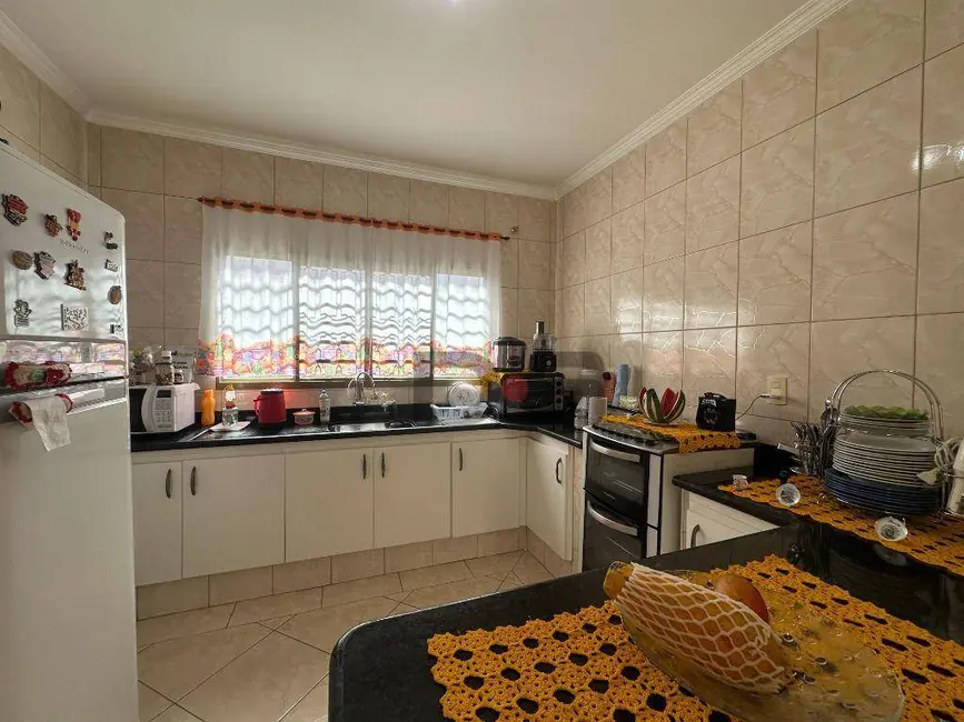 Foto 9 de Casa com 3 quartos à venda, 300m2 em Cerquilho - SP