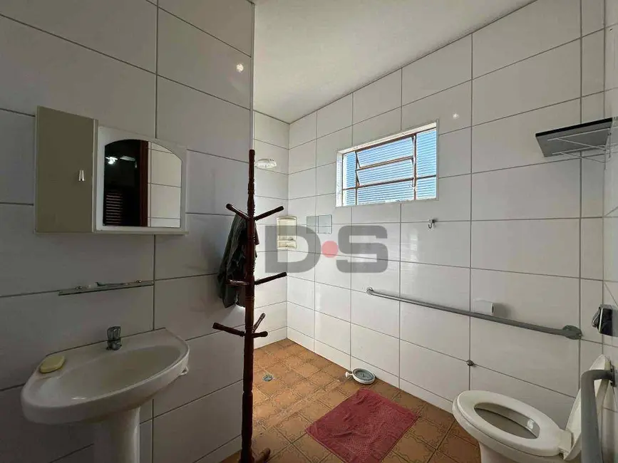Foto 3 de Casa com 2 quartos à venda, 336m2 em Cerquilho - SP
