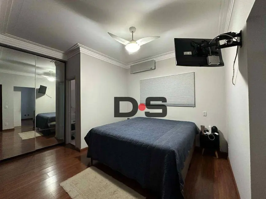 Sobrado com 4 quartos à venda, 334m2 em Cerquilho - SP - imagem 7 Foto 7 de Sobrado com 4 quartos à venda, 334m2 em Cerquilho - SP