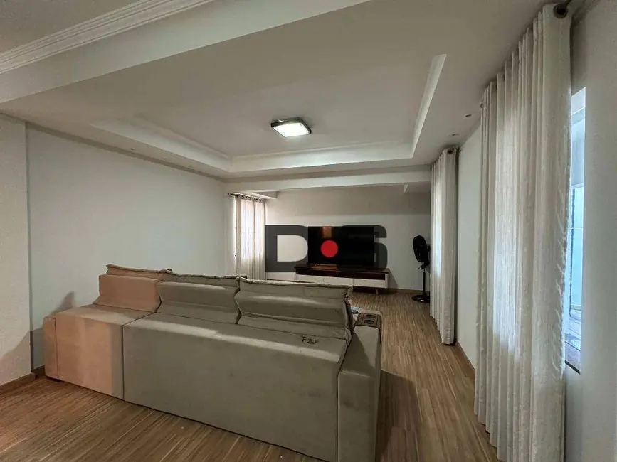 Sobrado com 4 quartos à venda, 334m2 em Cerquilho - SP - imagem 2 Foto 2 de Sobrado com 4 quartos à venda, 334m2 em Cerquilho - SP