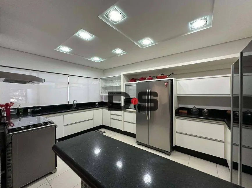 Sobrado com 4 quartos à venda, 334m2 em Cerquilho - SP - imagem 3 Foto 3 de Sobrado com 4 quartos à venda, 334m2 em Cerquilho - SP