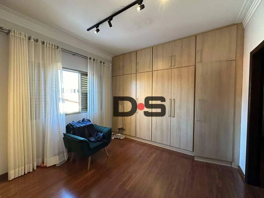 Sobrado com 4 quartos à venda, 334m2 em Cerquilho - SP - imagem 9 Foto 9 de Sobrado com 4 quartos à venda, 334m2 em Cerquilho - SP