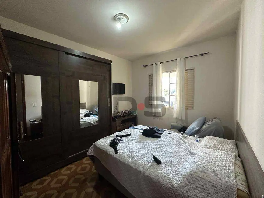 Foto 4 de Casa com 4 quartos à venda, 300m2 em Cerquilho - SP