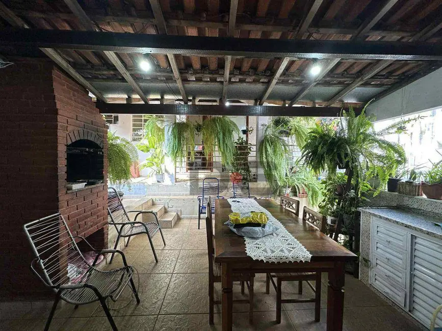 Foto 8 de Casa com 4 quartos à venda, 300m2 em Cerquilho - SP