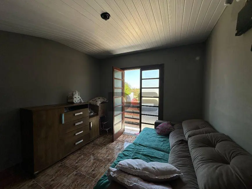 Sobrado com 2 quartos à venda, 140m2 em Cerquilho - SP - imagem 3 Foto 3 de Sobrado com 2 quartos à venda, 140m2 em Cerquilho - SP