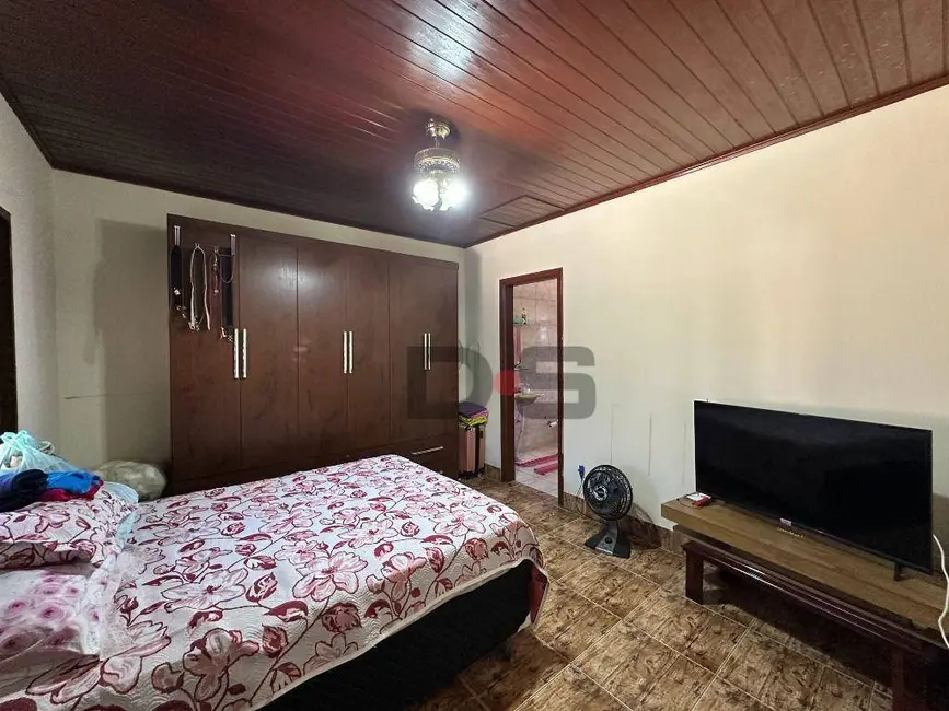 Sobrado com 2 quartos à venda, 140m2 em Cerquilho - SP - imagem 4 Foto 4 de Sobrado com 2 quartos à venda, 140m2 em Cerquilho - SP
