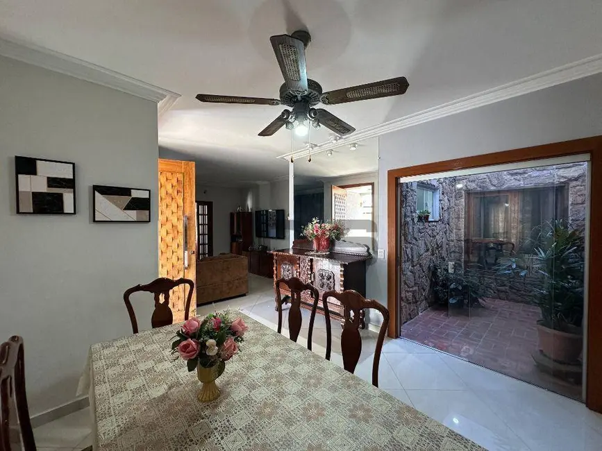 Foto 2 de Casa com 4 quartos à venda, 575m2 em Cerquilho - SP