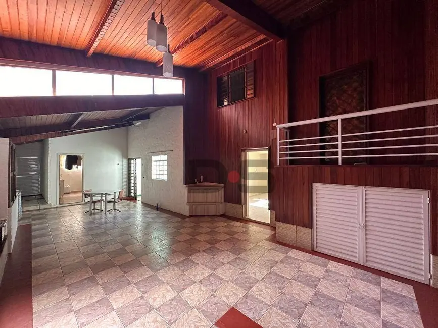 Foto 2 de Chácara com 4 quartos à venda, 10000m2 em Tiete - SP