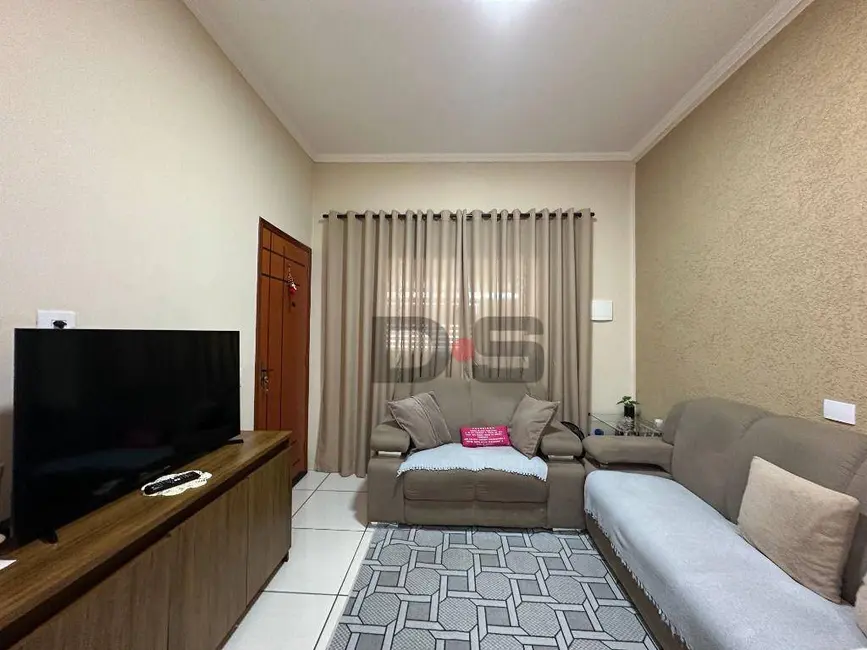 Foto 2 de Casa com 2 quartos à venda, 125m2 em Cerquilho - SP