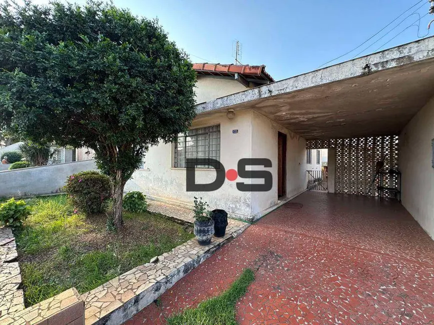 Foto 2 de Casa com 3 quartos à venda, 300m2 em Cerquilho - SP
