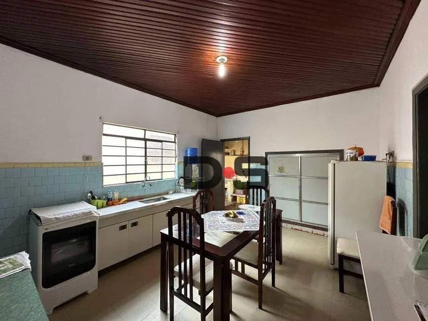 Foto 3 de Casa com 3 quartos à venda, 300m2 em Cerquilho - SP