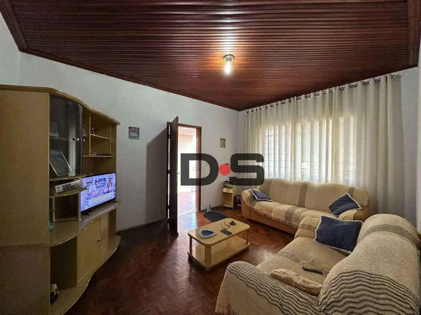 Foto 1 de Casa com 3 quartos à venda, 300m2 em Cerquilho - SP
