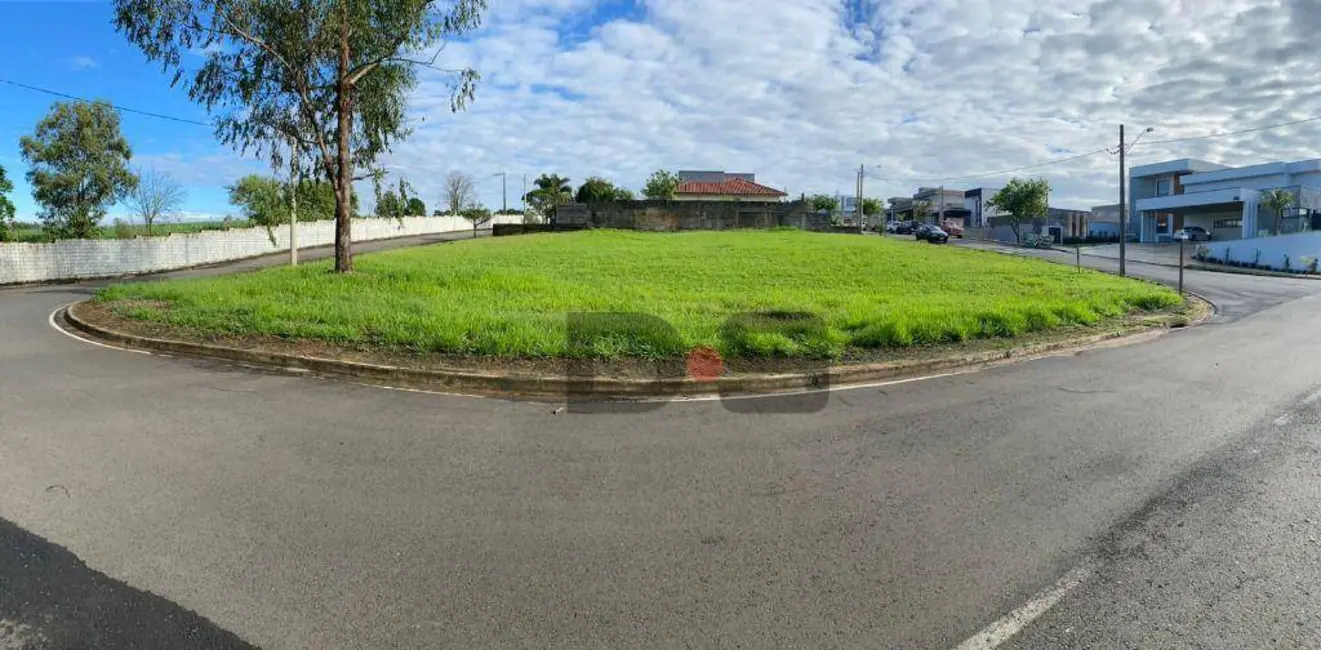 Terreno / Lote à venda, 1360m2 em Cerquilho - SP - imagem 1 Foto 1 de Terreno / Lote à venda, 1360m2 em Cerquilho - SP