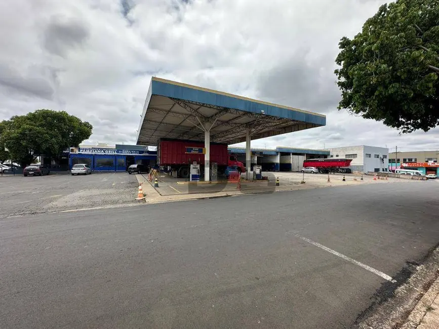 Foto 3 de Loja à venda, 2055m2 em Cerquilho - SP