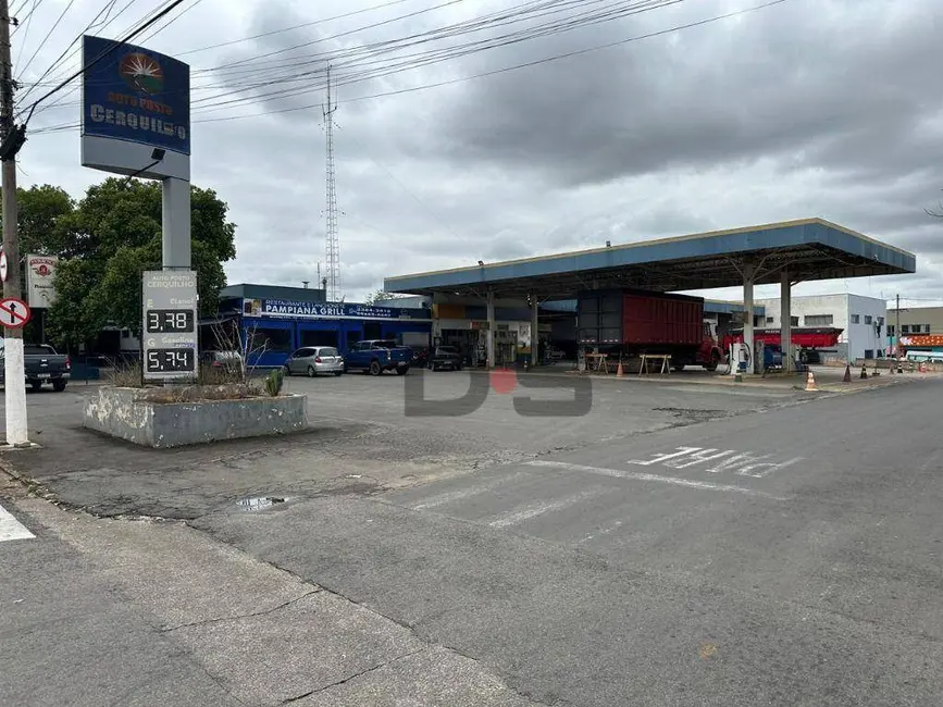 Foto 1 de Loja à venda, 2055m2 em Cerquilho, SP